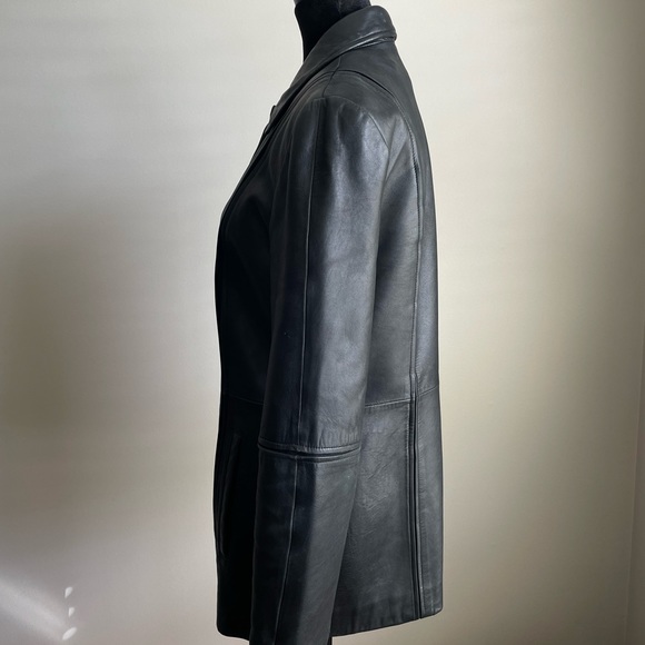 SOLD Black Vintage Danier Leather Jacket - Picture 4 of 16
